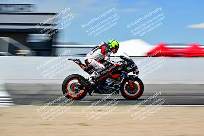 media/Mar-25-2024-Moto Forza (Mon) [[8d4319bd68]]/2-Advanced Group/Session 4 Front Straight Speed Pans/